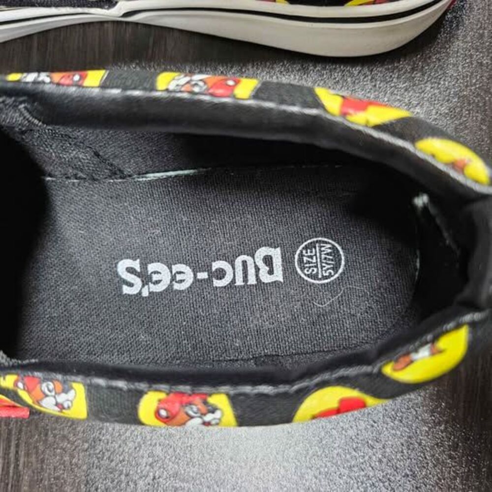 Buc-ee’s Slip On Shoes All Over Beaver Logo Women’s 7 Youth 5 Like New - Picture 8 of 10